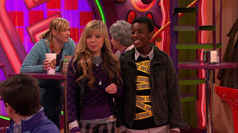 Vorne: Sam Puckett (Jennette McCurdy), Fleck (Daven Wilson) – Bild: Paramount