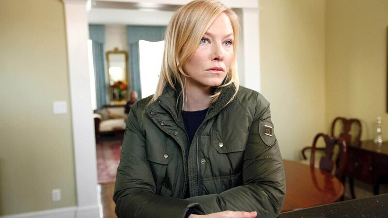 Kein leichter Fall für Detective Amanda Rollins (Kelli Giddish): Ein Junge wurde entführt und die Spur führt zunächst zu einem geistig zurückgebliebenen Jungen. – Bild: TVNOW /​ Universal