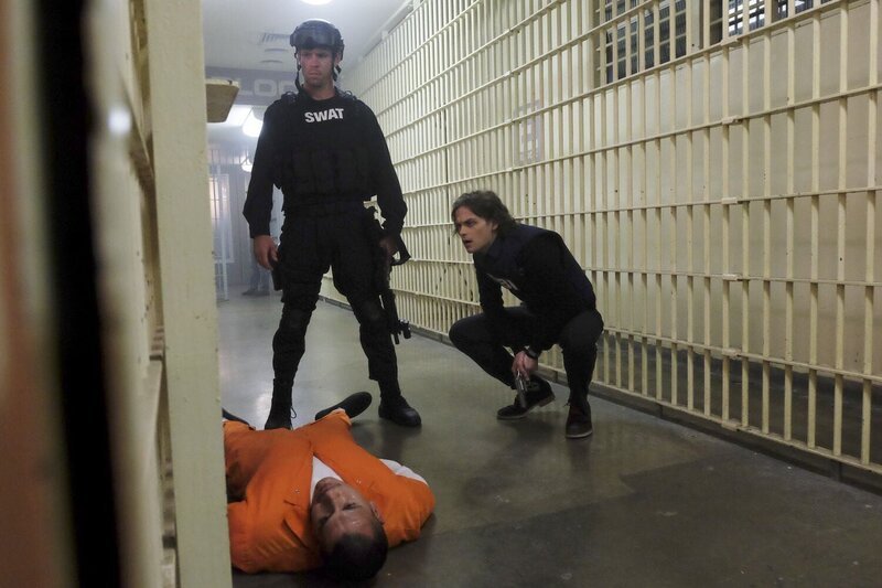 Zuerst von rechts: Dr. Spencer Reid (Matthew Gray Gubler) – Bild: Sat.1 Gold