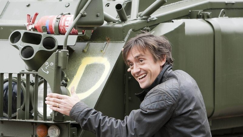 Richard Hammond und seine Kollegen stehen heute vor der Herausforderung, eine Reihe von Häusern abzureißen. – Bild: RTL /​ BBC Worldwide