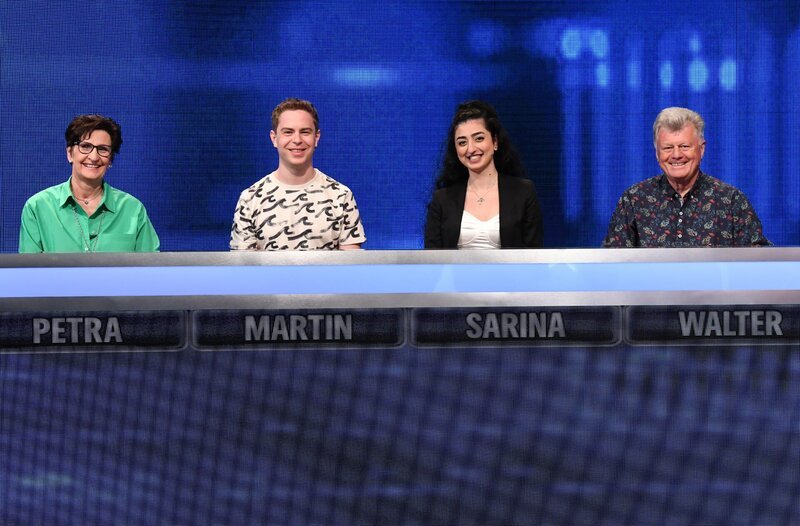 Die Kandidat:innen (v.l.n.r.): Petra Linder, Martin Völkle, Sarina Magham und Walter Müller. – Bild: ARD/​Uwe Ernst