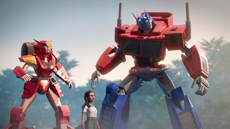 L-R: Elita-1, Dot Malto, Optimus Prime – Bild: Paramount