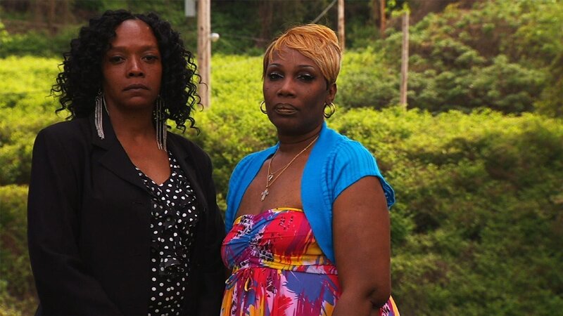 Lori Frazier (li.) und Kimberly Mathis – Bild: RTL Crime