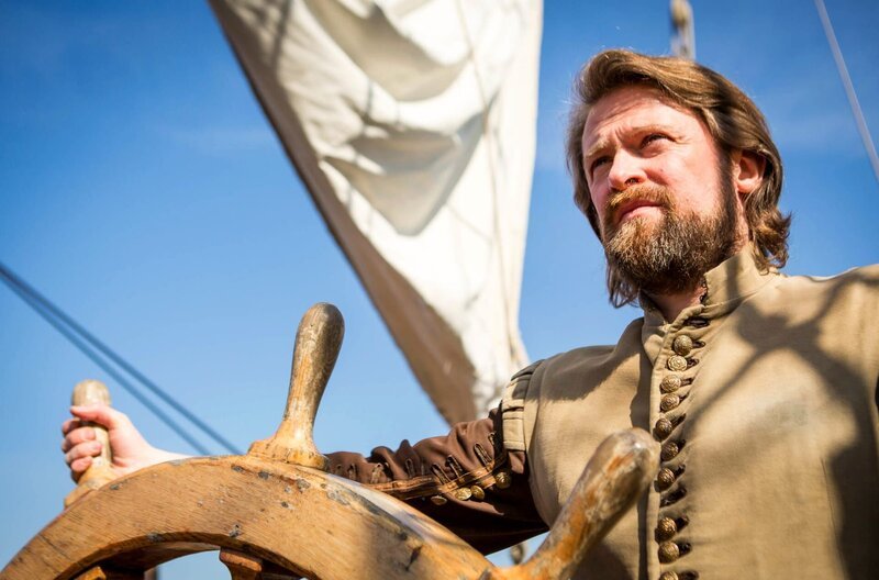 Terra X Freibeuter der Meere: Sir Francis Drake Sir Francis Drake ist einer der berühmtesten Freibeuter der Weltgeschichte Copyright: SRF/​ZDF/​Bastian Barenbrock – Bild: SRF/​ZDF/​Bastian Barenbrock