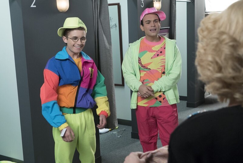 Adam Goldberg (Sean Giambrone, l.); Barry Goldberg (Troy Gentile, r.) – Bild: Sony Pictures Television Inc.