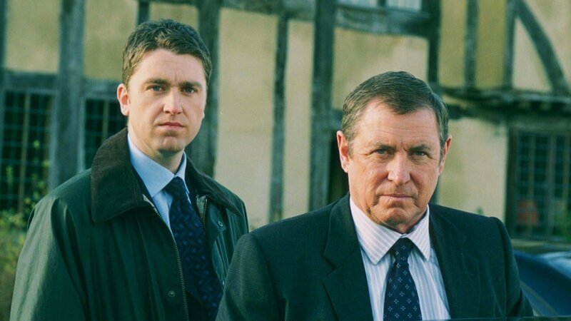 DS Gavin Troy (Daniel Casey, l.) und DCI Tom Barnaby (John Nettles, r.). – Bild: ZDF und All3Media