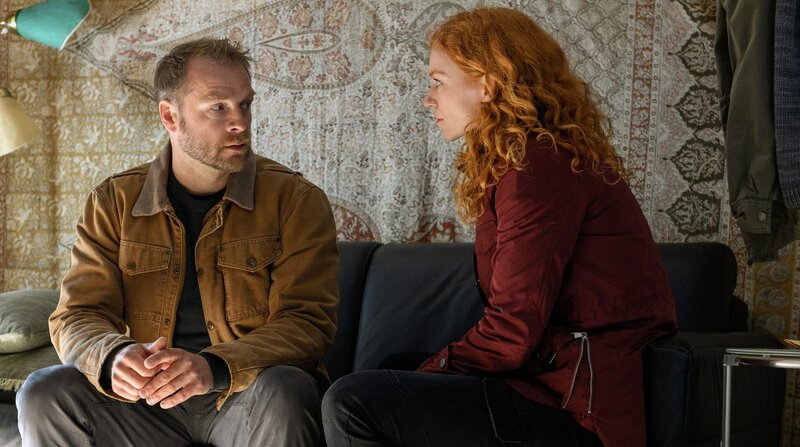 Sind sich zugetan: Hauke Jacobs (Hinnerk Schönemann) und Jule Christiansen (Marleen Lohse) – Bild: ARD Degeto/​BR/​NDR/​Sandra Hoever