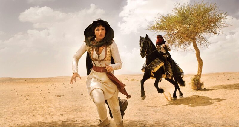 (L-R) Gemma Arterton, Jake Gyllenhaal   – Bild: Andrew Cooper, SMPSP /​ Unit /​ © Disney Enterprises, Inc. and Jerry Bruckheimer, Inc. All rights reserved.