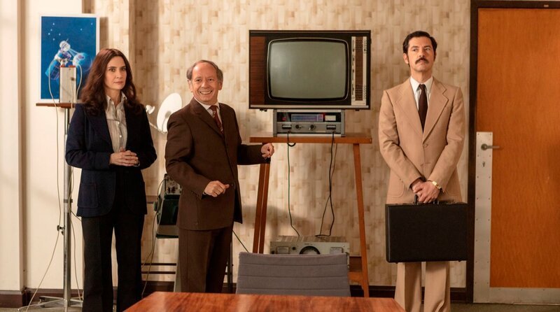 v.l.n.r. Elise Conti (Géraldine Pailhas), Michel Dervaux (Olivier Broche) und Didier Mathure (Melvil Poupaud) – Bild: WDR/​Montebello Productions/​Studiocanal GmbH