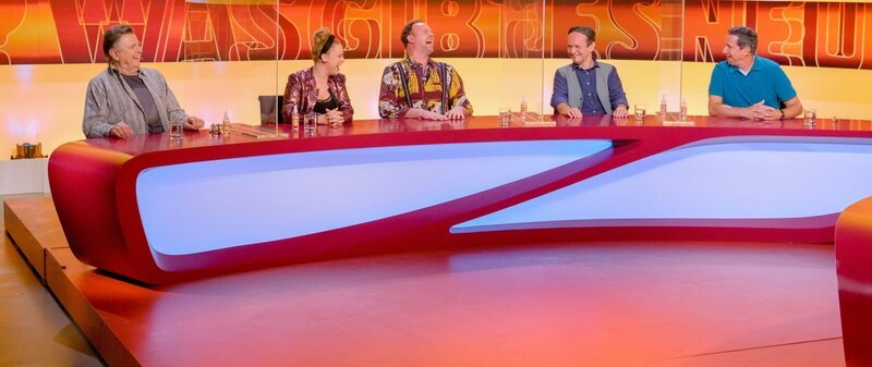 Lukas Resetarits, Katharina Straßer, Thomas Stipsits, Leo Lukas, Viktor Gernot. – Bild: ORF/​Günther Pichlkostner