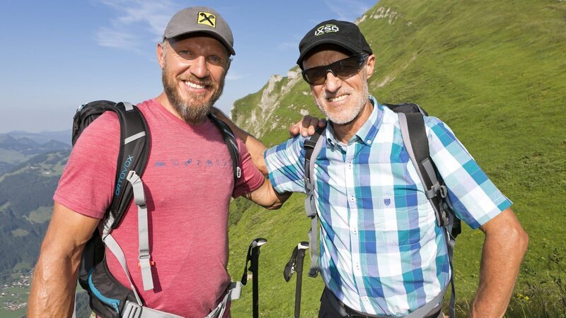 Hermann Maier und Toni Innauer. – Bild: ZDF und ORF/​Dietmar Mathis
