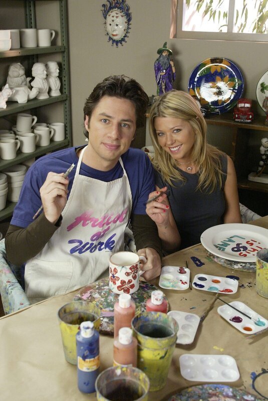 Kommen sich etwas näher: J.D. (Zach Braff, l.) und Danni (Tara Reid, r.) … – Bild: Touchstone Television