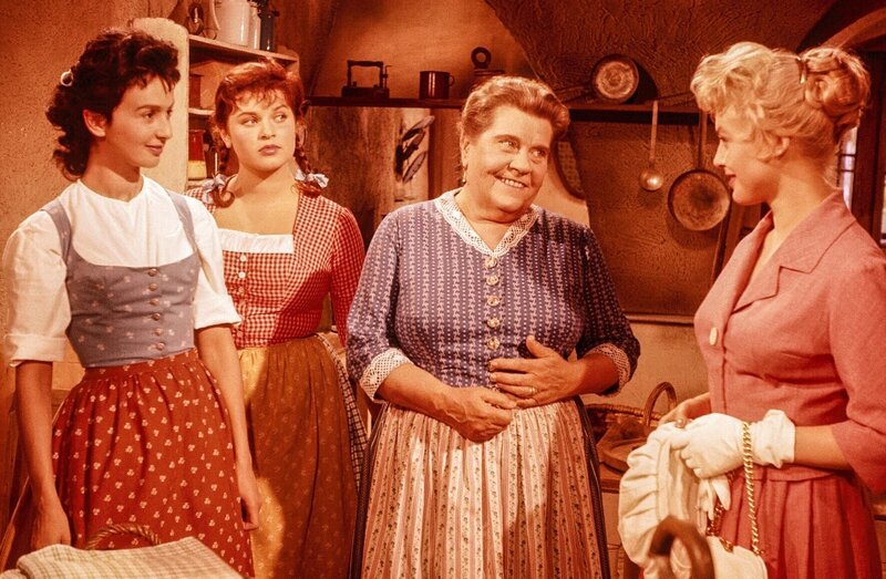 Die Lindenwirtin vom Donaustrand – Bild: ORF/​Beta Film