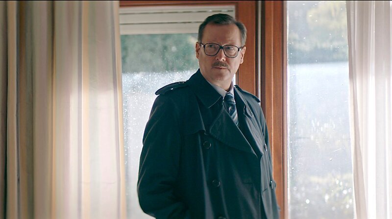 Matthias Brandt ist Thomas Bethge – Bild: NDR/​ConradFilm/​Bavaria Fiction