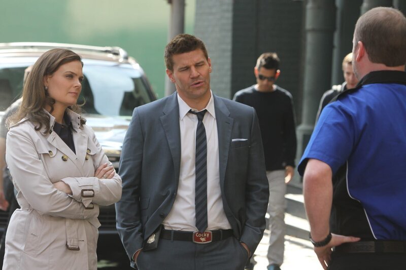BU: Special Agent Seeley Booth (David Boreanaz) und Dr. Temperance „Bones“ Brennan (Emily Deschanel)BB: siebte Staffel, OT: The Warrior in the Wuss Bones VII Ep 10_08 – Bild: Polsat