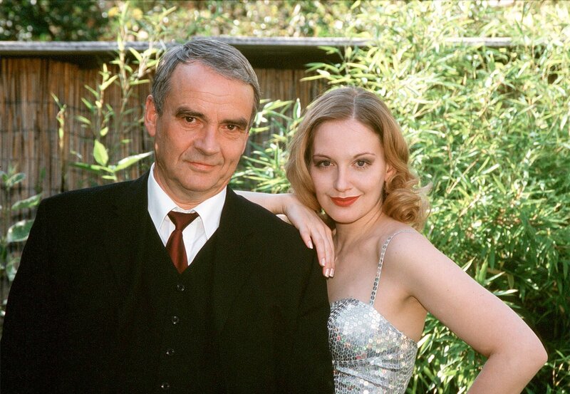 Der Vamp im Schlafrock – Bild: rbb/​Degeto