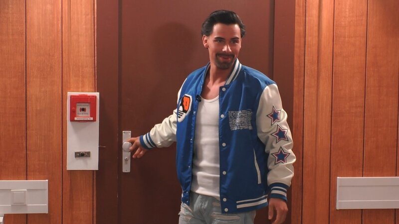 Mika aus Gladbeck zieht in den „Big Brother“-Container. – Bild: Joyn