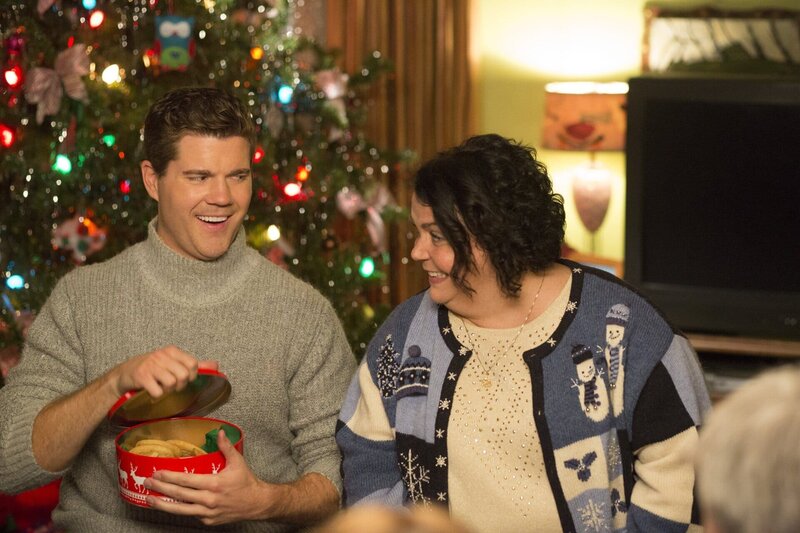 Heck’s guests Sean Donahue (Beau Wirick) and his mother, Nancy Donbahue (Jen Ray) – Bild: HBOH