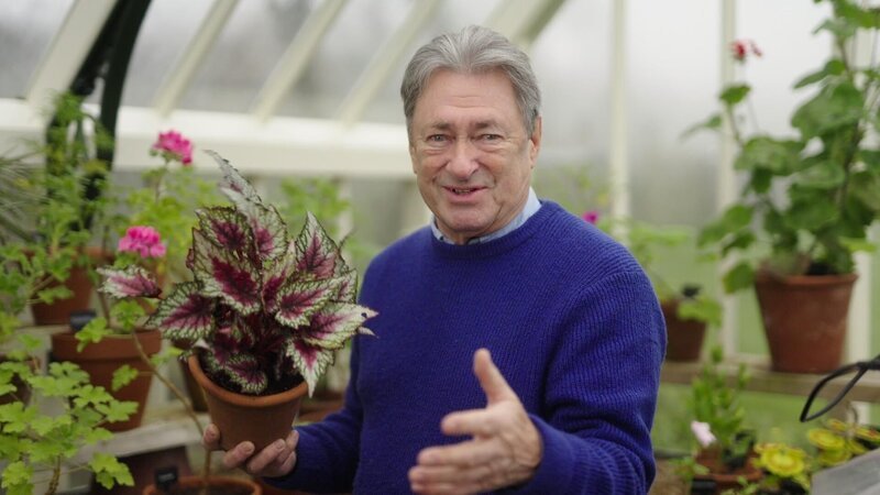 Alan Titchmarsh – Bild: RTL /​ Spun Gold & All3Media International /​ Pflanzen-Styling
