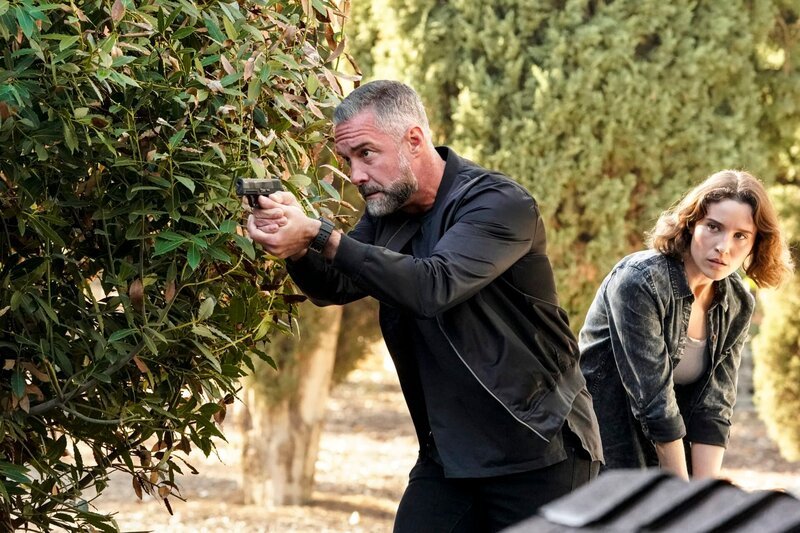 Sergeant David ‚Deacon‘ Kay (Jay Harrington, l.) – Bild: CH Media