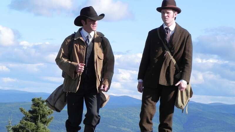 William Murdoch (Yannick Bisson, l.) und Jack London (Aaron Ashmore, r.) – Bild: AXN White