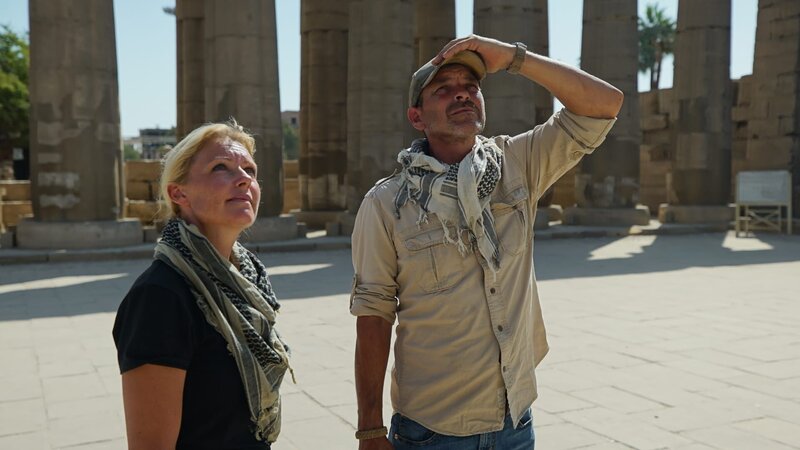 Luxor, Ägypten – Archäologen, Maria Nilsen und John Ward. – Bild: Windfall Films/​Nicholas Frend