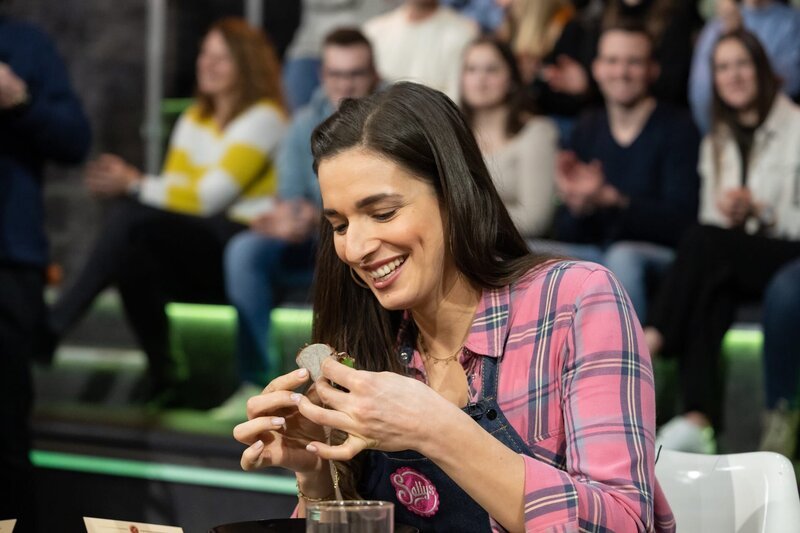 Jurorin Sally Özcan – Bild: ZDF und Markus Hertrich