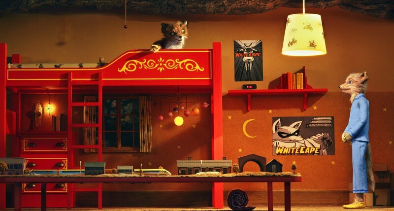 Zoff im Jugendzimmer: Mr. Fox’ Sohn Ash fühlt sich genervt von seinem cleveren und athletischen Cousin Kristofferson, den sein Vater in die Familie aufgenommen hat. – Bild: ZDF und Courtesy 20th Century Fox Zoff im Jugendzimmer: Mr. Fox’ Sohn Ash fühlt sich genervt von seinem cleveren und athletischen Cousin Kristofferson, den sein Vater in die Familie aufgenommen hat. – Bild: ZDF und Courtesy 20th Century Fox