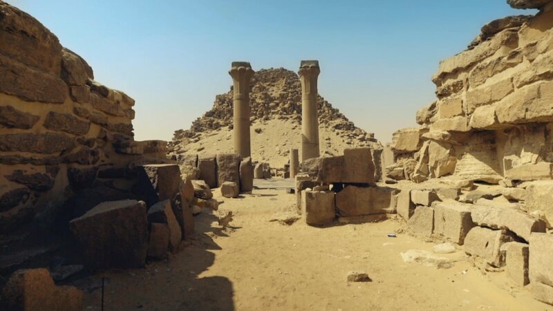 Um 2500 v. Chr. gründet Pharao Sahure eine Königsnekropole in Abusir und errichtet einen Pyramidenkomplex. – Bild: ZDF
