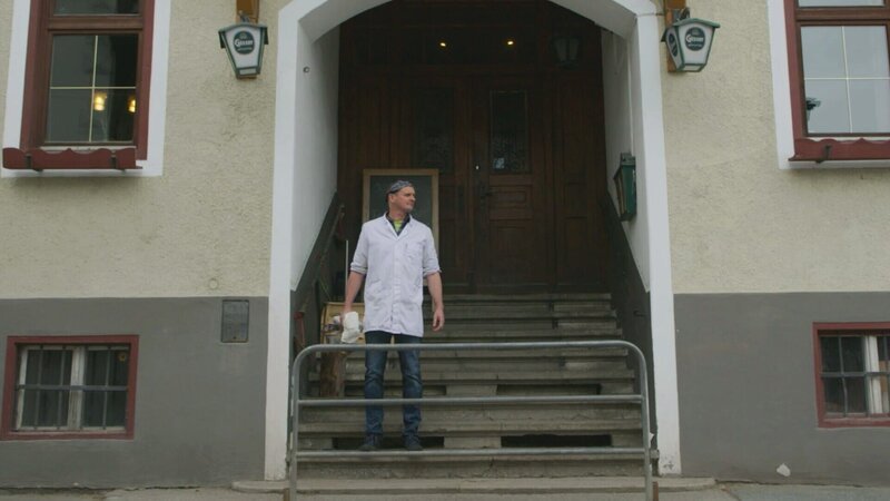 Portrait von Leo Salcher. – Bild: ServusTV /​ Südkino