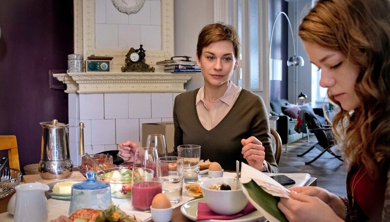 Unterm Radar – Bild: WDR/​Nik Konietzny