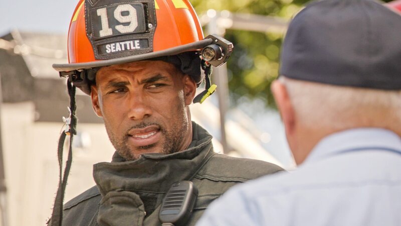Robert Sullivan (Boris Kodjoe) – Bild: ORF/​Disney/​ABC