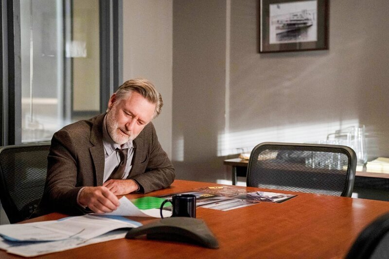 Bill Pullman (Det. Harry Ambrose). – Bild: ORF/​Universal/​Peter Kramer