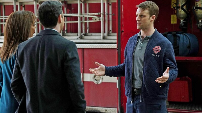 Matthew Casey (Jesse Spencer, r.) – Bild: TVNOW /​ Elizabeth Morris /​ NBC