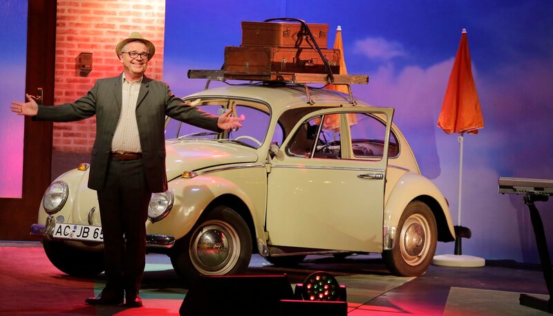 Jürgen B. Hausmann: Frühling, Flanzen, Feiertage – Bild: WDR/​Dirk Borm