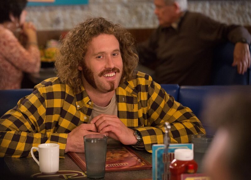 T.J. Miller – Bild: 2015 Home Box Office, Inc. All rights reserved. HBO® and all related programs are the property of Home Box Office, Inc.