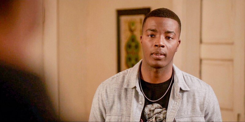 Daniel Ezra (Spencer James). – Bild: ORF/​PRO7/​Warner/​The CW