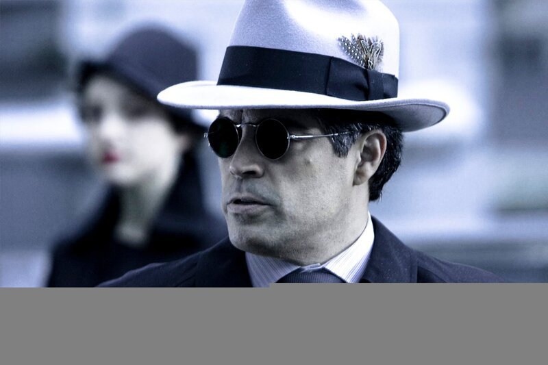 Line“ -- Pictured: Esai Morales as Joseph Adama -- Photo by: Eike Schroter/​Syfy – Bild: 2009 Universal Network Television LLC ©SYFY Photocredit Mandatory, Editorial Use Only, NO archive, NO Resale