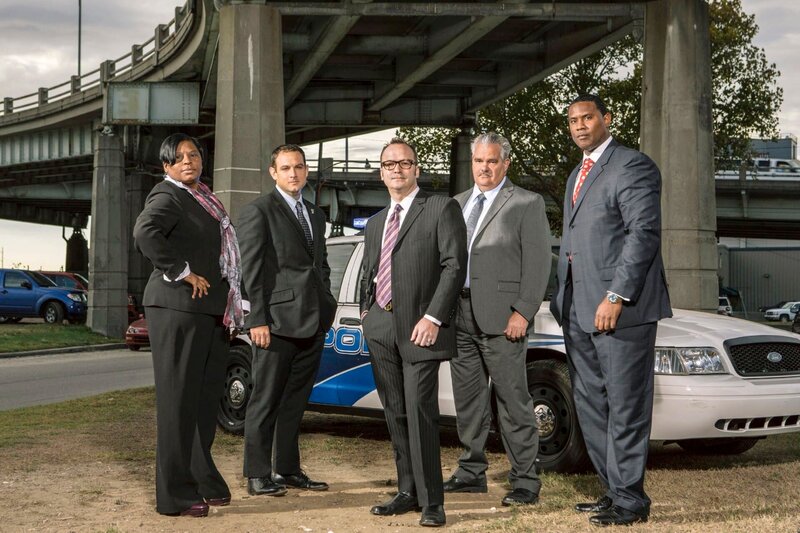 L-R: DeCynda C. Barnes, Ryan Aucoin, Detective, Winston Harbin, Joseph Jefferson – Bild: RTL Crime