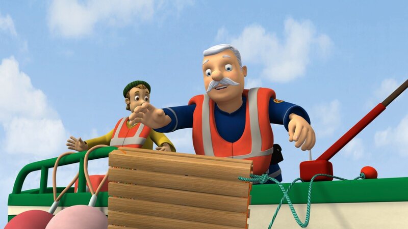 Hauptfeuerwehrmann Steele versucht sich als Fischer. – Bild: KI.KA/​HIT Entertainment