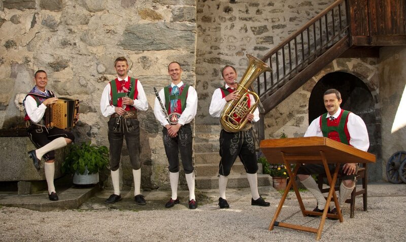 Die Nepomuckla (Schloss Welsperg). – Bild: ORF/​Landesstudio Salzburg