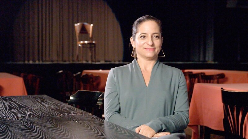 Caroline Athanasiadis. – Bild: ORF/​Neulandfilm