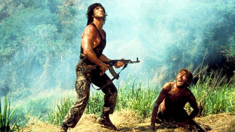 Vietnam-Veteran John Rambo (Sylvester Stallone) befreit diesmal im Alleingang Kameraden aus einem vietnamesischen Kriegsgefangenenlager. – Bild: Nitro Vietnam-Veteran John Rambo (Sylvester Stallone) befreit diesmal im Alleingang Kameraden aus einem vietnamesischen Kriegsgefangenenlager. – Bild: Nitro
