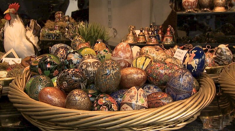 Ostermarkt in der Innsbrucker Altstadt. – Bild: ORF/​Produktion West