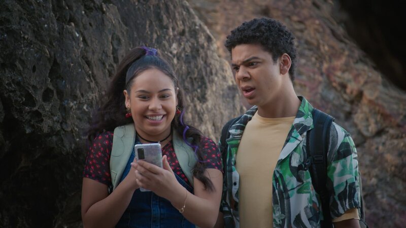 Lila Gray (Izellah Connelly), Nori Harlow (Noah Akhigbe) – Bild: Paramount
