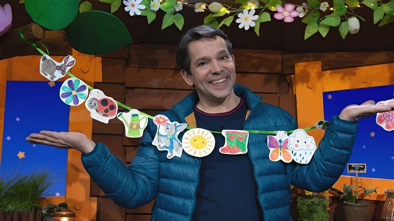 Frühlingsgirlande bei MACH MiT! 1 – Bild: KiKA
