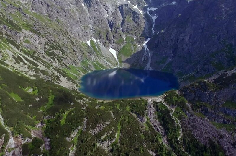 Ein Gletschersee der Hohen Tatra: der „schwarze See“ – Bild: MDR/​Hans Jakobi