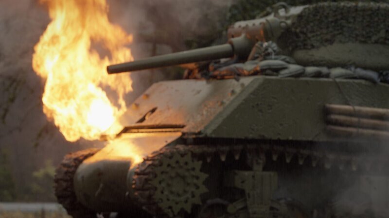 Die kanadische Panzerunterstützung wird von der deutschen Artillerie ausgeschaltet. – Bild: The National Geographic Channel