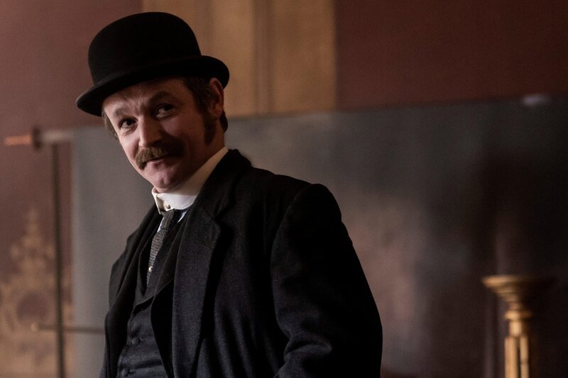 Frederick Regan (Aidan O’Hare) – Bild: ZDF