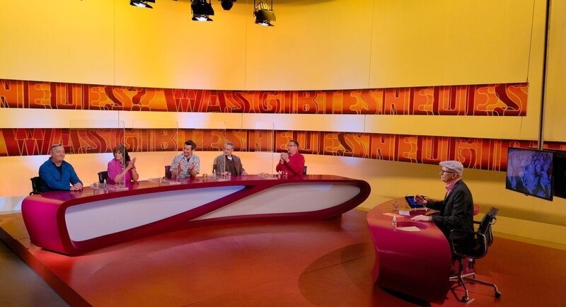 Andreas Vitasek, Eva Maria Marold, Omar Sarsam, Thomas Maurer, Viktor Gernot, Oliver Baier. – Bild: ORF/​Günther Pichlkostner